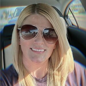 Meet your Posher, Brianne